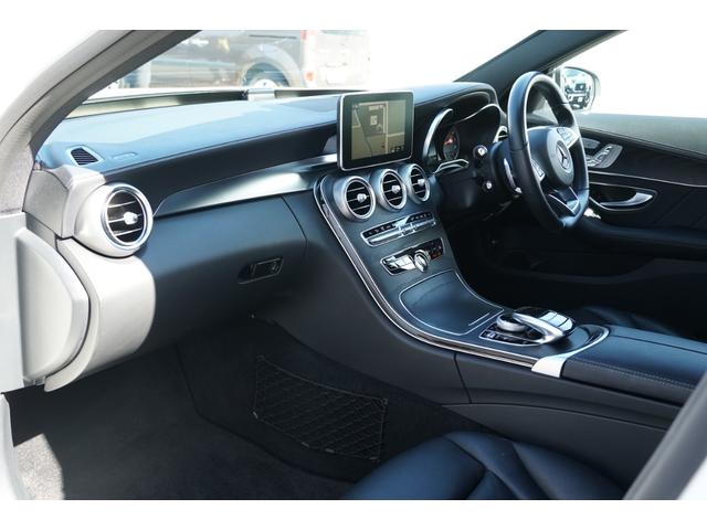 Ｃクラス Ｃ２００　４マチックアバンギャルド　ＡＭＧライン　サンルーフ　黒革　４ＷＤ　右Ｈ　ＨＤＤナビ　フルセグＴＶ　バックカメラ　ＥＴＣ　ドラレコ　シートヒーター　パワーシート　１９インチＡＷ　パナメリカーナグリル　プッシュＳ　９速ＡＴ　アイドリングストップ（16枚目）