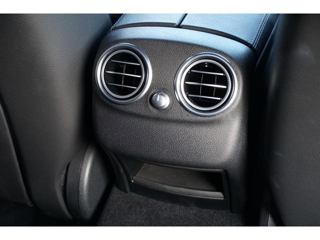 Ｃクラス Ｃ２００　４マチックアバンギャルド　ＡＭＧライン　サンルーフ　黒革　４ＷＤ　右Ｈ　ＨＤＤナビ　フルセグＴＶ　バックカメラ　ＥＴＣ　ドラレコ　シートヒーター　パワーシート　１９インチＡＷ　パナメリカーナグリル　プッシュＳ　９速ＡＴ　アイドリングストップ（36枚目）