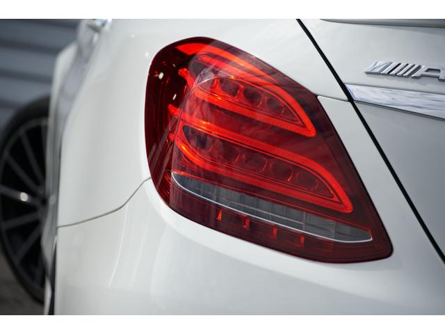 Ｃクラス Ｃ２００　４マチックアバンギャルド　ＡＭＧライン　サンルーフ　黒革　４ＷＤ　右Ｈ　ＨＤＤナビ　フルセグＴＶ　バックカメラ　ＥＴＣ　ドラレコ　シートヒーター　パワーシート　１９インチＡＷ　パナメリカーナグリル　プッシュＳ　９速ＡＴ　アイドリングストップ（66枚目）