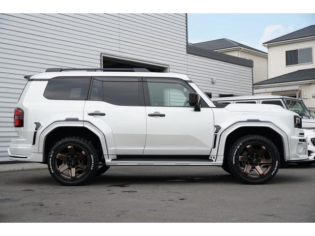 ランドクルーザー２５０ ＶＸ　ＤＥＳＥＲＴ　ＬＩＮＥ　ＢＬＡＣＫ　ＢＩＳＯＮ　ＥＤＩＴＩＯＮ　２２インチＤＥＳＥＲＴ　ＬＩＮＥアルミ　ワンオーナー　サンルーフ　ブラックレザー　ナビ　３６０°カメラ　フルセグＴＶ　ＥＴＣ　３列シート（9枚目）