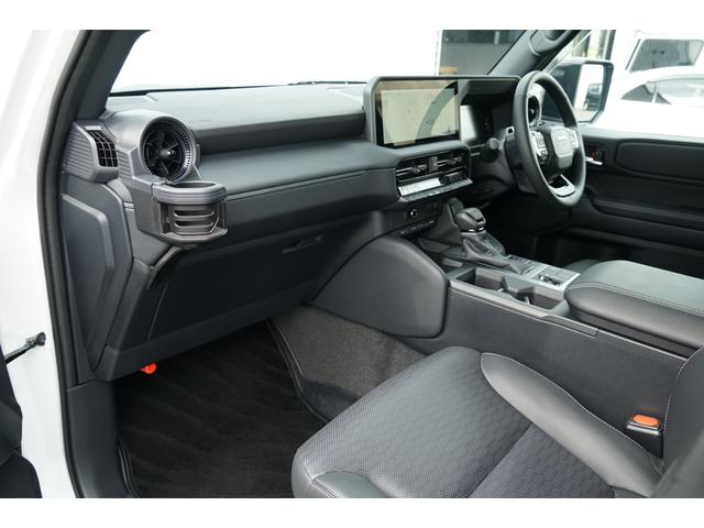 ランドクルーザー２５０ ＶＸ　ＤＥＳＥＲＴ　ＬＩＮＥ　ＢＬＡＣＫ　ＢＩＳＯＮ　ＥＤＩＴＩＯＮ　２２インチＤＥＳＥＲＴ　ＬＩＮＥアルミ　ワンオーナー　サンルーフ　ブラックレザー　ナビ　３６０°カメラ　フルセグＴＶ　ＥＴＣ　３列シート（16枚目）