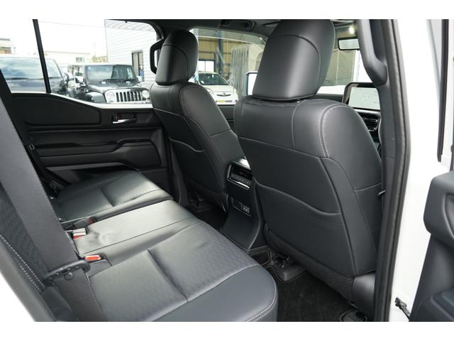 ランドクルーザー２５０ ＶＸ　ＤＥＳＥＲＴ　ＬＩＮＥ　ＢＬＡＣＫ　ＢＩＳＯＮ　ＥＤＩＴＩＯＮ　２２インチＤＥＳＥＲＴ　ＬＩＮＥアルミ　ワンオーナー　サンルーフ　ブラックレザー　ナビ　３６０°カメラ　フルセグＴＶ　ＥＴＣ　３列シート（18枚目）