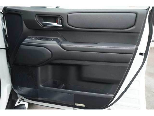 ランドクルーザー２５０ ＶＸ　ＤＥＳＥＲＴ　ＬＩＮＥ　ＢＬＡＣＫ　ＢＩＳＯＮ　ＥＤＩＴＩＯＮ　２２インチＤＥＳＥＲＴ　ＬＩＮＥアルミ　ワンオーナー　サンルーフ　ブラックレザー　ナビ　３６０°カメラ　フルセグＴＶ　ＥＴＣ　３列シート（41枚目）