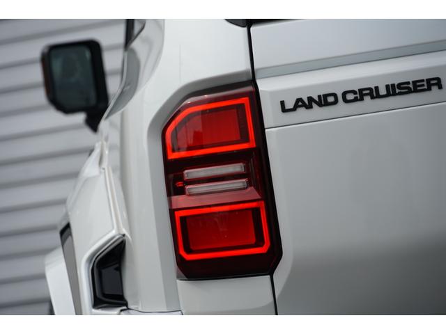 ランドクルーザー２５０ ＶＸ　ＤＥＳＥＲＴ　ＬＩＮＥ　ＢＬＡＣＫ　ＢＩＳＯＮ　ＥＤＩＴＩＯＮ　２２インチＤＥＳＥＲＴ　ＬＩＮＥアルミ　ワンオーナー　サンルーフ　ブラックレザー　ナビ　３６０°カメラ　フルセグＴＶ　ＥＴＣ　３列シート（73枚目）