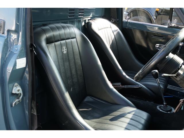 サニートラック ロングDX 5速ミッション 全塗装 ローダウン リアエアサス コブラシート 丸目フェイス ナルディステアリング CDデッキ ETC エアコン 社外14AW(15枚目)