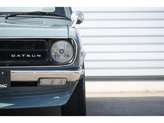 サニートラック ロングDX 5速ミッション 全塗装 ローダウン リアエアサス コブラシート 丸目フェイス ナルディステアリング CDデッキ ETC エアコン 社外14AW(38枚目)