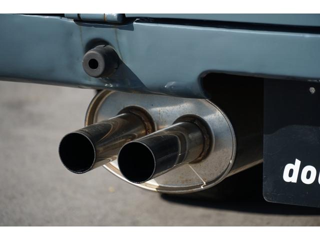 サニートラック ロングDX 5速ミッション 全塗装 ローダウン リアエアサス コブラシート 丸目フェイス ナルディステアリング CDデッキ ETC エアコン 社外14AW(50枚目)