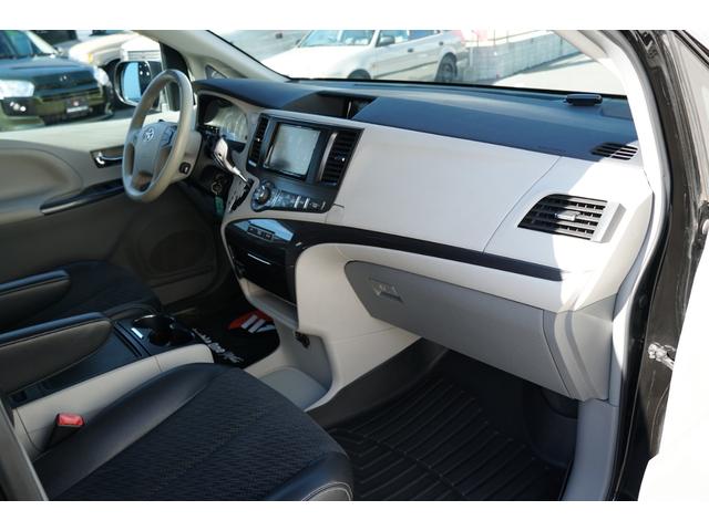 シエナ SE 2012y新車並行車 実走行 サンルーフ 両側パワースライド パワーリアゲート ハーフレザー 3列シート アルパインナビ フリップダウン バックカメラ デジタルインナーミラー ドラレコ ETC(16枚目)