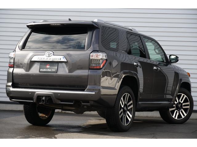 ４ランナー リミテッド　２０１８ｙモデル　実走行　４ＷＤ　サンルーフ　ブラックレザー　プッシュスタート　パナソニックナビ　フルセグＴＶ　ＪＢＬ　ＥＴＣ　フロント　サイド　バックカメラ　パワーシート　シートヒーター＆クーラー（7枚目）