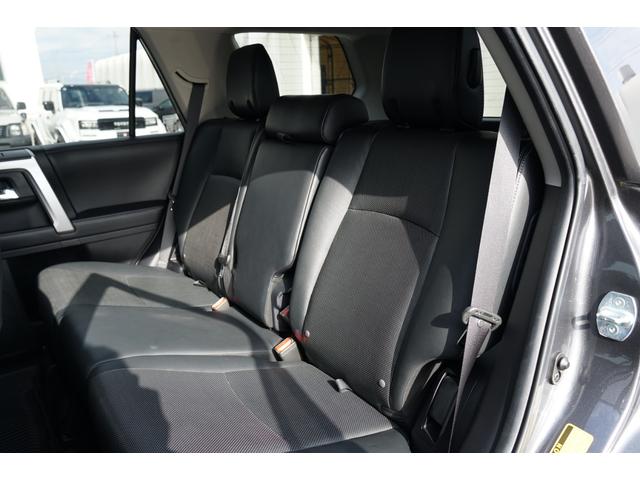 ４ランナー リミテッド　２０１８ｙモデル　実走行　４ＷＤ　サンルーフ　ブラックレザー　プッシュスタート　パナソニックナビ　フルセグＴＶ　ＪＢＬ　ＥＴＣ　フロント　サイド　バックカメラ　パワーシート　シートヒーター＆クーラー（21枚目）