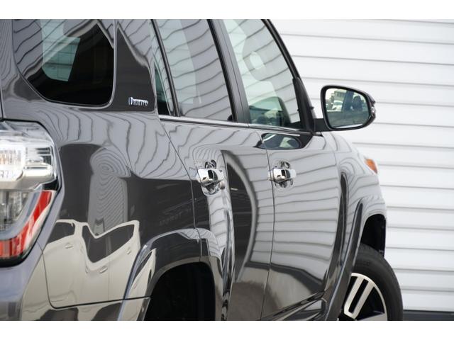 ４ランナー リミテッド　２０１８ｙモデル　実走行　４ＷＤ　サンルーフ　ブラックレザー　プッシュスタート　パナソニックナビ　フルセグＴＶ　ＪＢＬ　ＥＴＣ　フロント　サイド　バックカメラ　パワーシート　シートヒーター＆クーラー（66枚目）