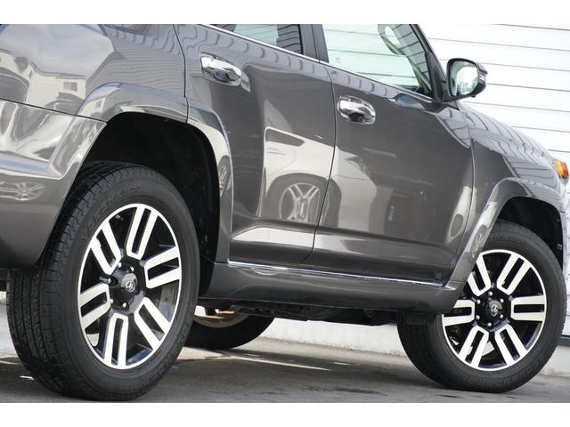 ４ランナー リミテッド　２０１８ｙモデル　実走行　４ＷＤ　サンルーフ　ブラックレザー　プッシュスタート　パナソニックナビ　フルセグＴＶ　ＪＢＬ　ＥＴＣ　フロント　サイド　バックカメラ　パワーシート　シートヒーター＆クーラー（68枚目）