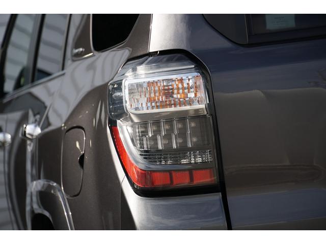 ４ランナー リミテッド　２０１８ｙモデル　実走行　４ＷＤ　サンルーフ　ブラックレザー　プッシュスタート　パナソニックナビ　フルセグＴＶ　ＪＢＬ　ＥＴＣ　フロント　サイド　バックカメラ　パワーシート　シートヒーター＆クーラー（74枚目）