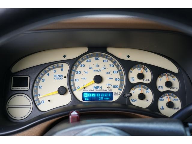シボレーシルバラード 　１９９９ｙモデル　新車並行　ＬＳエクステンドキャブ　ＢＵＤＮＩＫ２０インチアルミ　ＢＵＤＮＩＫステアリング　ローダウン　新品社外ヘッド　ハードトノカバー　ＥＴＣ　バックカメラ　６人乗り（23枚目）