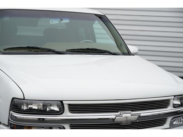 シボレーシルバラード 　１９９９ｙモデル　新車並行　ＬＳエクステンドキャブ　ＢＵＤＮＩＫ２０インチアルミ　ＢＵＤＮＩＫステアリング　ローダウン　新品社外ヘッド　ハードトノカバー　ＥＴＣ　バックカメラ　６人乗り（50枚目）