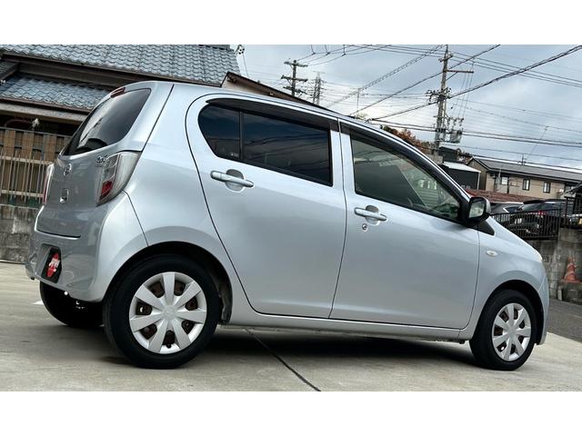 ミライース L メモリアルエディション エアコアイドル アイドリングストップ キーレス CDデッキ ヘッドライトレベライザー 助手席側エアバック 運転席エアバック(24枚目)