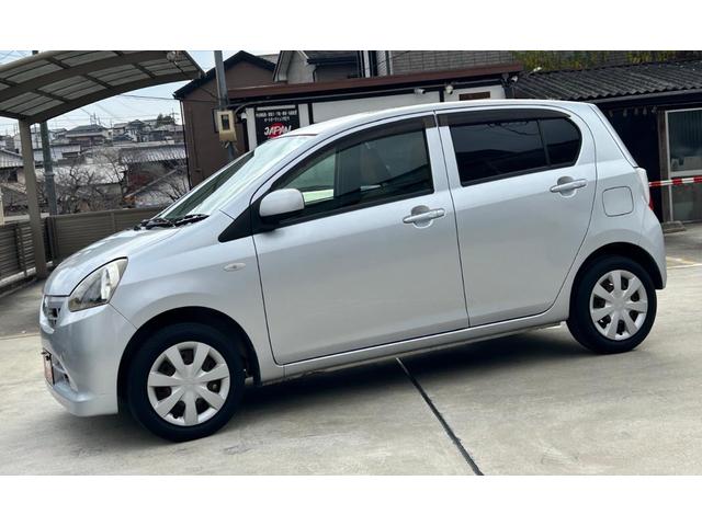 ミライース L メモリアルエディション エアコアイドル アイドリングストップ キーレス CDデッキ ヘッドライトレベライザー 助手席側エアバック 運転席エアバック(25枚目)