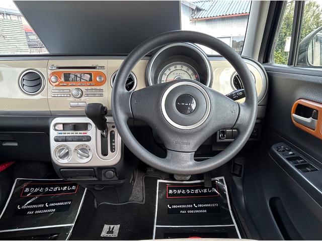 アルトラパン X エアコアイドル アイドリングストップ スマートキー プッシュスタート ヘッドライトレベライザー 助手席側エアバック 運転席エアバック(4枚目)
