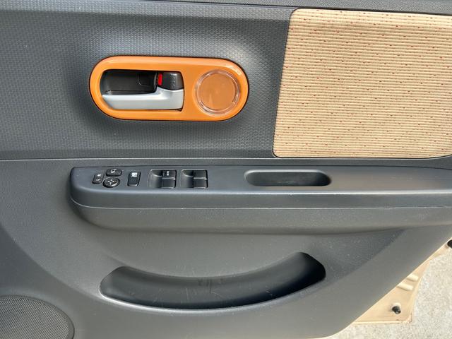 アルトラパン X エアコアイドル アイドリングストップ スマートキー プッシュスタート ヘッドライトレベライザー 助手席側エアバック 運転席エアバック(7枚目)