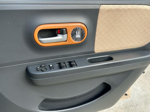 アルトラパン X エアコアイドル アイドリングストップ スマートキー プッシュスタート ヘッドライトレベライザー 助手席側エアバック 運転席エアバック(17枚目)