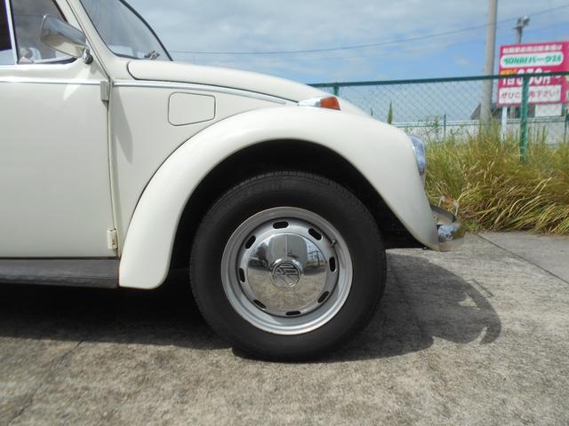 ビートル 　１９７２年モデル　スタンダード　１２００エンジン　シングルキャブ　ロアバックシート　純正ハンドル　純正シフター　純正１５インチホイール　ノーマルストックコンディション（45枚目）