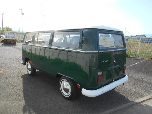 　１９６９年モデル　１６００ＣＣ　シングルキャブ　アーリーレイトバス　２年車検付　外装ニューペイント　新品ステンデラックスモール　新品リボンタイヤ　３ナンバー　５人乗り(5枚目)