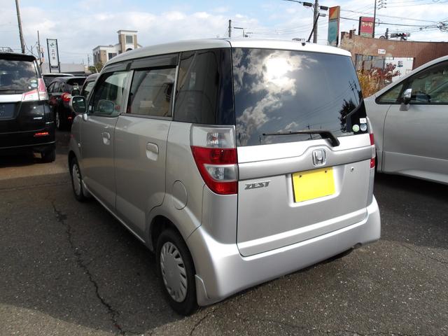 ゼスト Ｄ　バックカメラ・オートエアコン・電動格納ミラー・パワステ・パワーウィンドー・車検２年付（7枚目）