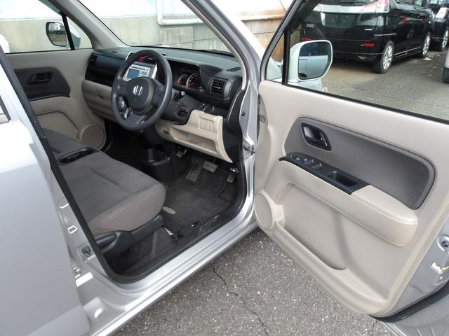 ゼスト Ｄ　バックカメラ・オートエアコン・電動格納ミラー・パワステ・パワーウィンドー・車検２年付（19枚目）