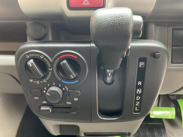 エブリイ ＰＣリミテッド　禁煙車　カーナビ　バックガイドモニター　Ｂｌｕｅｔｏｏｔｈ　電動格納ミラー　オートライト　ＥＴＣ　ハイルーフ　４ＡＴ（41枚目）