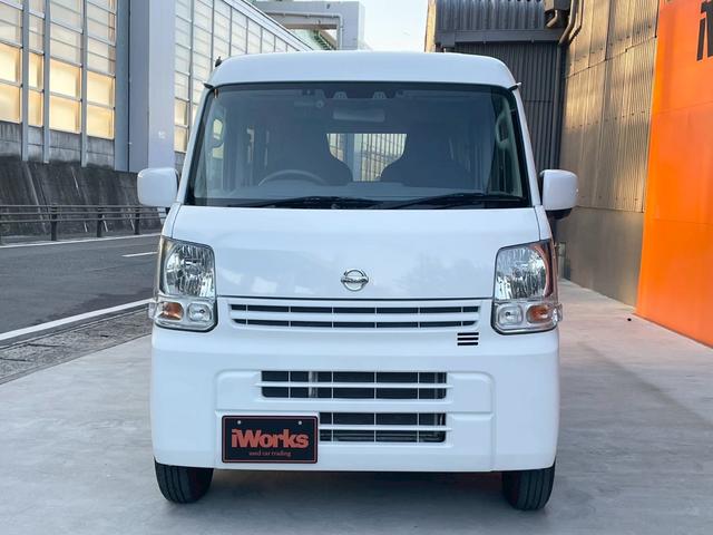 ＮＶ１００クリッパーバン 　スタッドレスタイヤ付　電動格納ミラー　オートライト　パーキングセンサー　ドラレコ　ＥＴＣ　純正オーディオ（4枚目）