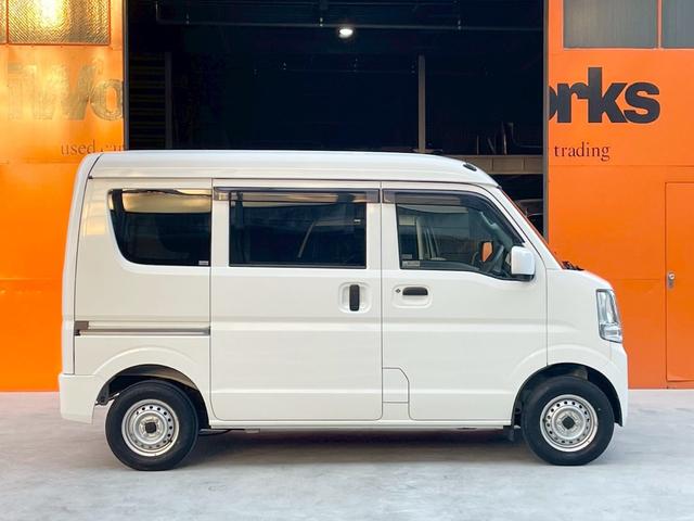 ＮＶ１００クリッパーバン 　スタッドレスタイヤ付　電動格納ミラー　オートライト　パーキングセンサー　ドラレコ　ＥＴＣ　純正オーディオ（6枚目）