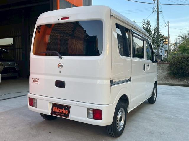 ＮＶ１００クリッパーバン 　スタッドレスタイヤ付　電動格納ミラー　オートライト　パーキングセンサー　ドラレコ　ＥＴＣ　純正オーディオ（8枚目）