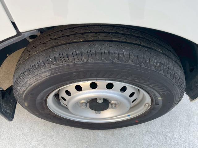 ＮＶ１００クリッパーバン 　スタッドレスタイヤ付　電動格納ミラー　オートライト　パーキングセンサー　ドラレコ　ＥＴＣ　純正オーディオ（18枚目）