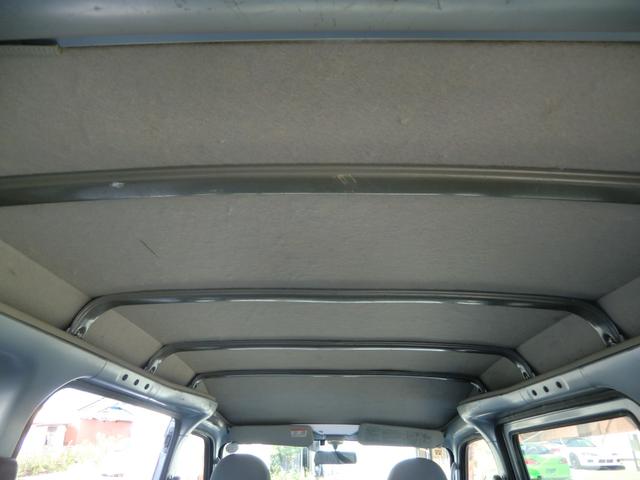 ハイゼットカーゴ スペシャル　ハイルーフ／４ＷＤ／５速ＭＴ／ナビ／Ｂｌｕｅｔｏｏｔｈ／ＥＴＣ／キーレス／タイミングチェーン／両側スライド／メンテナンスノート／車検２年／保証付き（20枚目）