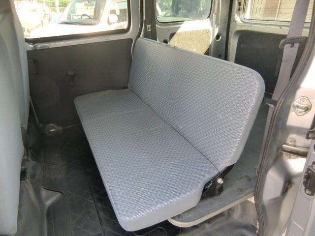 ハイゼットカーゴ スペシャル　ハイルーフ／４ＷＤ／５速ＭＴ／ナビ／Ｂｌｕｅｔｏｏｔｈ／ＥＴＣ／キーレス／タイミングチェーン／両側スライド／メンテナンスノート／車検２年／保証付き（25枚目）