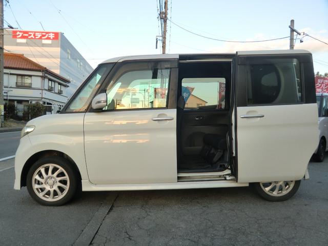 タント カスタムＲＳ　ターボ／禁煙車／スマキー／モモハン／ＥＴＣ／左パワ－スライドドア／純正アルミ／社外オーディオ／ＨＩＤヘッドライト／フォグランプ／オートエアコン／電格ミラー／車検２年／保証付き（10枚目）