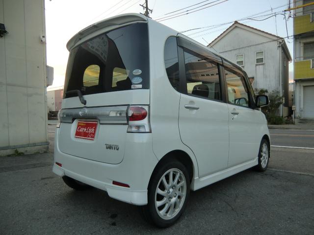 タント カスタムＲＳ　ターボ／禁煙車／スマキー／モモハン／ＥＴＣ／左パワ－スライドドア／純正アルミ／社外オーディオ／ＨＩＤヘッドライト／フォグランプ／オートエアコン／電格ミラー／車検２年／保証付き（13枚目）