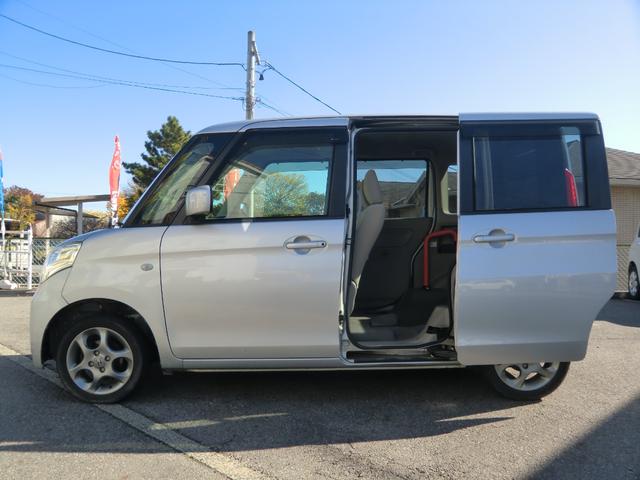 スペーシア ６６０Ｅウィズ　車いす移動車　リアシート無　禁煙車／スマキー／Ｐスタート／レーダーブレーキサポート付／横滑り防止／ナビ／両側スライド／社外アルミ／オートエアコン／電格ミラー／車検２年／保証付き（10枚目）