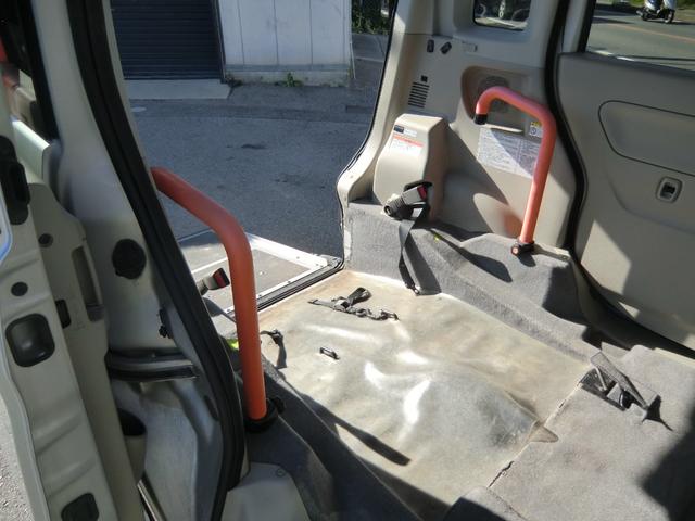 スペーシア ６６０Ｅウィズ　車いす移動車　リアシート無　禁煙車／スマキー／Ｐスタート／レーダーブレーキサポート付／横滑り防止／ナビ／両側スライド／社外アルミ／オートエアコン／電格ミラー／車検２年／保証付き（23枚目）
