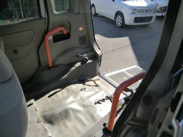 スペーシア ６６０Ｅウィズ　車いす移動車　リアシート無　禁煙車／スマキー／Ｐスタート／レーダーブレーキサポート付／横滑り防止／ナビ／両側スライド／社外アルミ／オートエアコン／電格ミラー／車検２年／保証付き（26枚目）