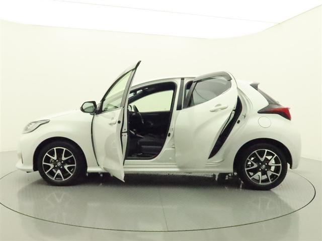 ヤリス ハイブリッドZ ナビ フルセグ 全方位モニター ドラレコ 衝突被害軽減システム ETC スマートキー LED 寒冷地 サイドバイザー リヤワイパー クリアランスソナー AW シートヒーター オートライト ワンオーナー(2枚目)