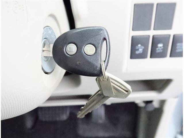 タント Ｌ　ＳＡ　ＣＤラジオ　ミュージックプレイヤー接続可　衝突被害軽減システム　アイドリングストップ　キーレス　アルミホイール　サイドバイザー　リヤワイパー　マッドガード　電動格納ドアミラー　マニュアルＡＣ　ハロゲン（9枚目）