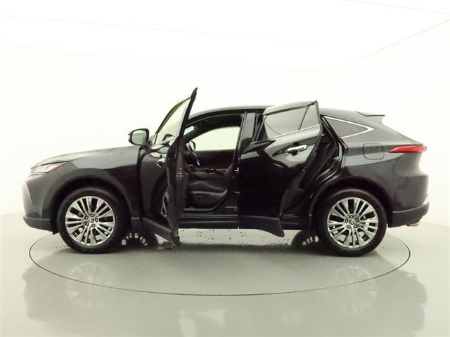 ハリアー Z レザーパッケージ ナビフルセグ 全方位モニター ドラレコ 衝突被害軽減システム ETC 電動革シート スマートキー LED サイドバイザー リヤワイパー クリアランスソナー パワーバックドア オートライト ワンオーナー(2枚目)