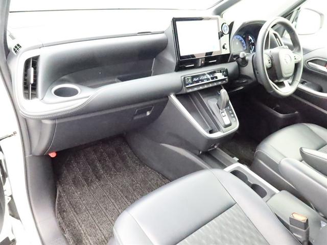 ノア ハイブリッドＳ－Ｚ　両側電動スライド　ナビ　フルセグ　全方位モニター　ドラレコ　衝突被害軽減システム　ＥＴＣ　スマートキー　サイドバイザー　ＬＥＤ　ＦＯＧ　クリアランスソナー　パワーバックドア　オートライト　ワンオーナー（6枚目）