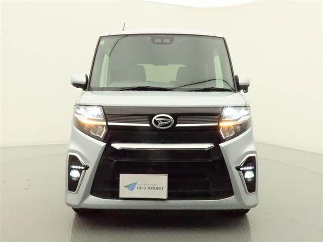 ＬＥＤヘッドランプは、白く明るい光で夜間走行の安心を高め、低消費電力で低燃費にも貢献します。バルブ寿命も長いので安心ですね！