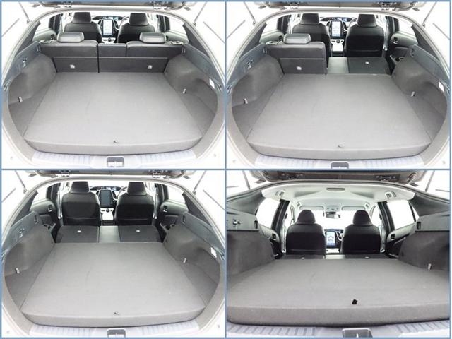 ラゲージに入りきらない長い荷物も分割リヤシートの片側を倒せば大丈夫。両方倒せば、もっと大きな荷物も積めます。便利な機能ですね！