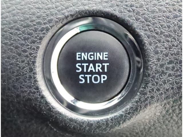 ハリアー プログレス　４ＷＤ　ナビフルセグ　全方位モニター衝突被害軽減システム　ＥＴＣ　電動シート　スマートキー　ＬＥＤ　ＦＯＧ　サイドバイザー　リヤワイパー　クリアランスソナー　パワーバックドア　オートライト　１オーナー（12枚目）