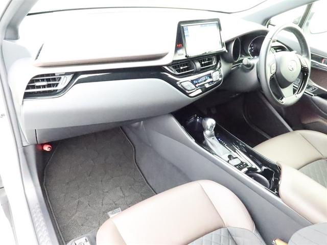 Ｃ－ＨＲ Ｇ　ＨＥＶ　ＳＤナビフルセグ　Ｂモニター　ドラレコ　衝突被害軽減システム　ＥＴＣ　スマートキー　ＬＥＤ　ＦＯＧ　サイドバイザー　リヤワイパー　クリアランスソナー　シートヒーター　オートライト　ワンオーナー（6枚目）