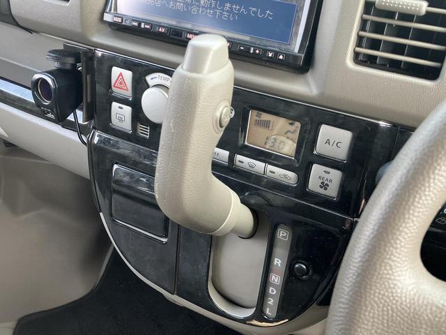 ＰＺターボスペシャル　両側電動スライドドア　ＴＶ　ＨＩＤ　キーレスエントリー　電動格納ミラー　ＡＴ　盗難防止システム　ＡＢＳ　ＣＤ　ＵＳＢ　Ｂｌｕｅｔｏｏｔｈ　アルミホイール　衝突安全ボディ　エアコン　パワーステアリング(15枚目)