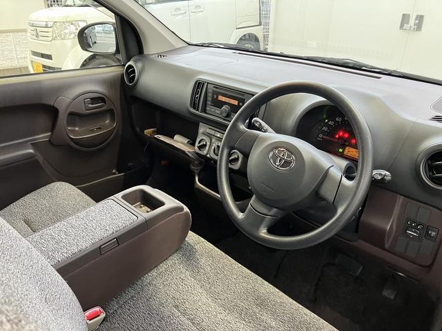 パッソ Ｘ　クツロギ　スマートキー　電動格納ミラー　ＣＶＴ　盗難防止システム　衝突安全ボディ　ベンチシート　ＡＢＳ　ＣＤ　エアコン　パワーステアリング　パワーウィンドウ（25枚目）